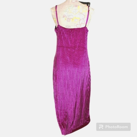 HOUSE OF HARLOW 1960 REVOLVE SIZE XL MAGENTA BLACK STRIPED VELVET WRAP DRESS NWT - Picture 3 of 12
